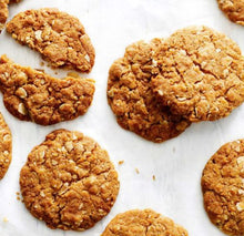 NONNA'S HOMEMADE ANZAC BISCUIT