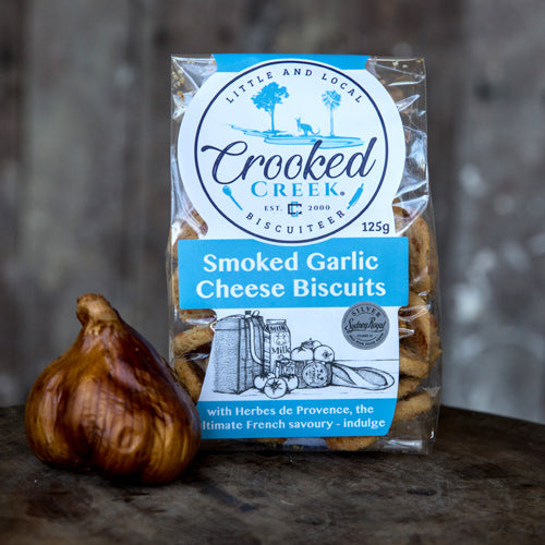 CROOKED CREEK SMOKED GARLIC CHEESE BISCUITS 125G